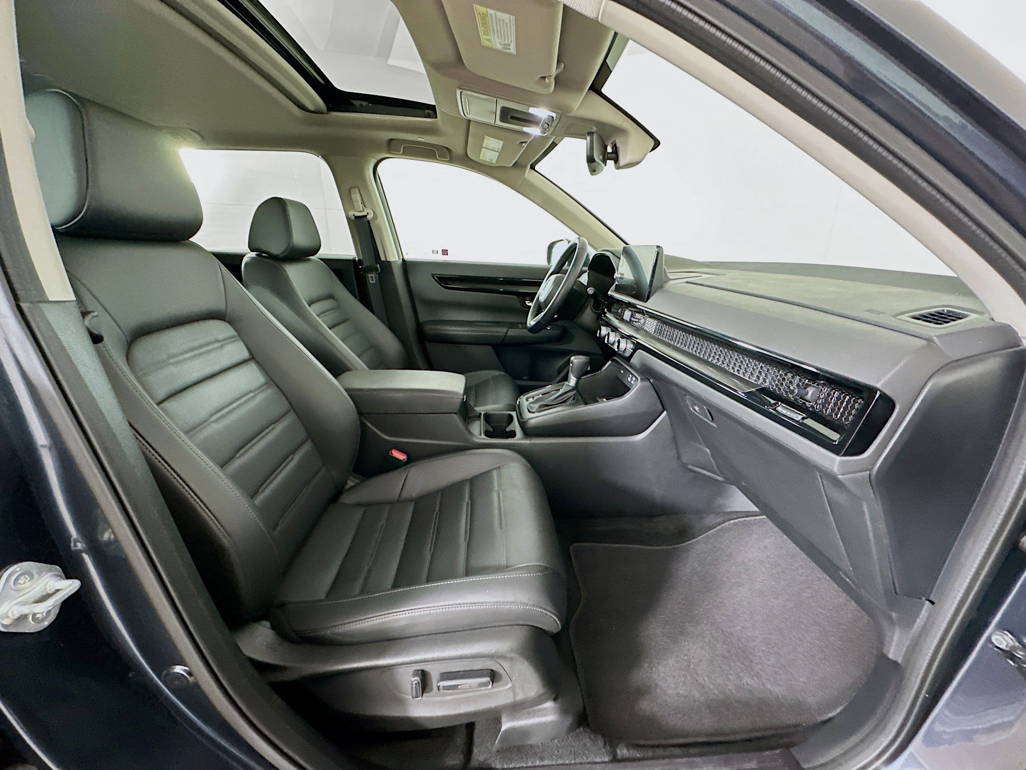 Used 2025 Honda CR-V EX-L image 31