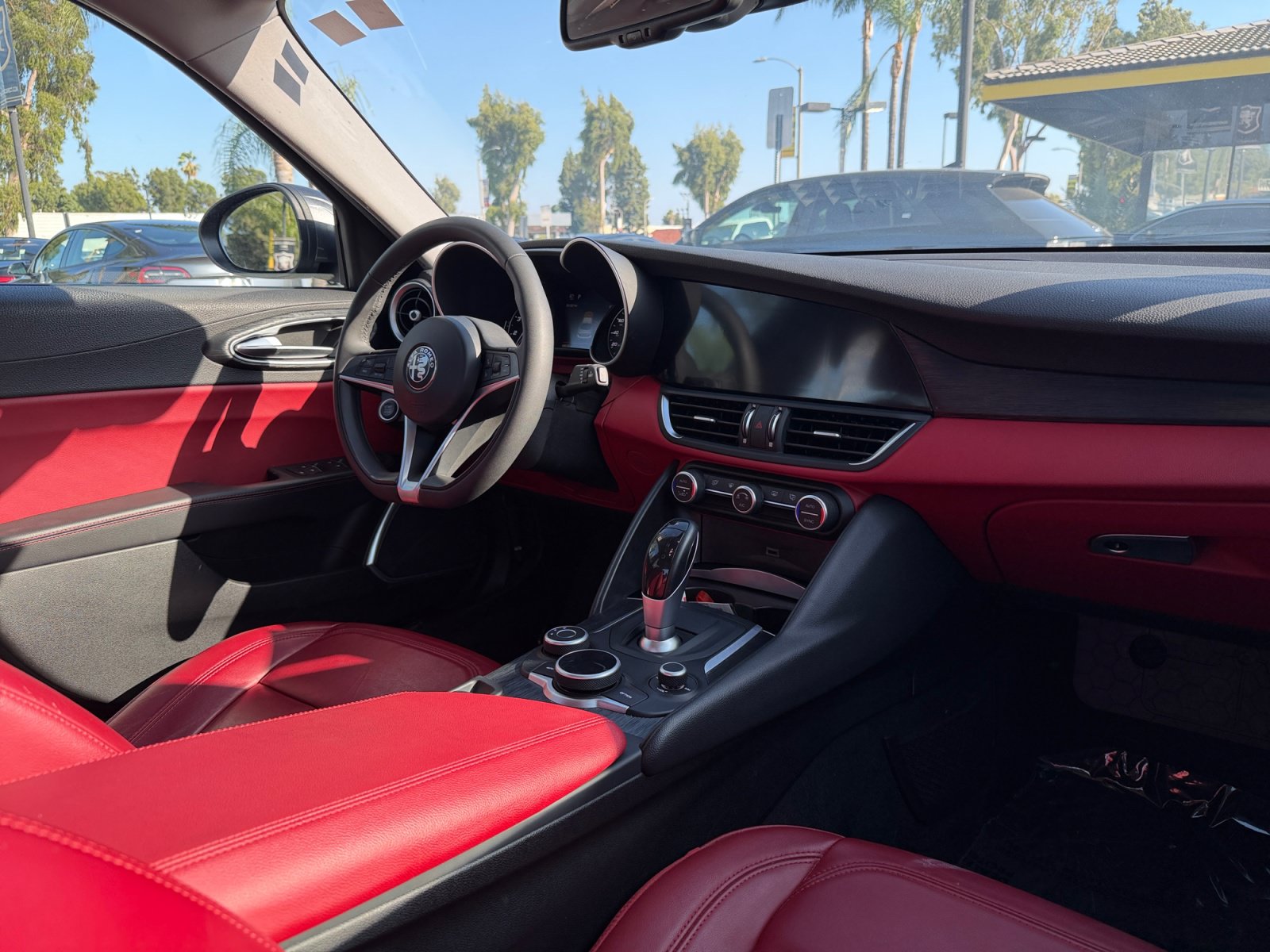 Used 2019 Alfa Romeo Giulia RWD image 20