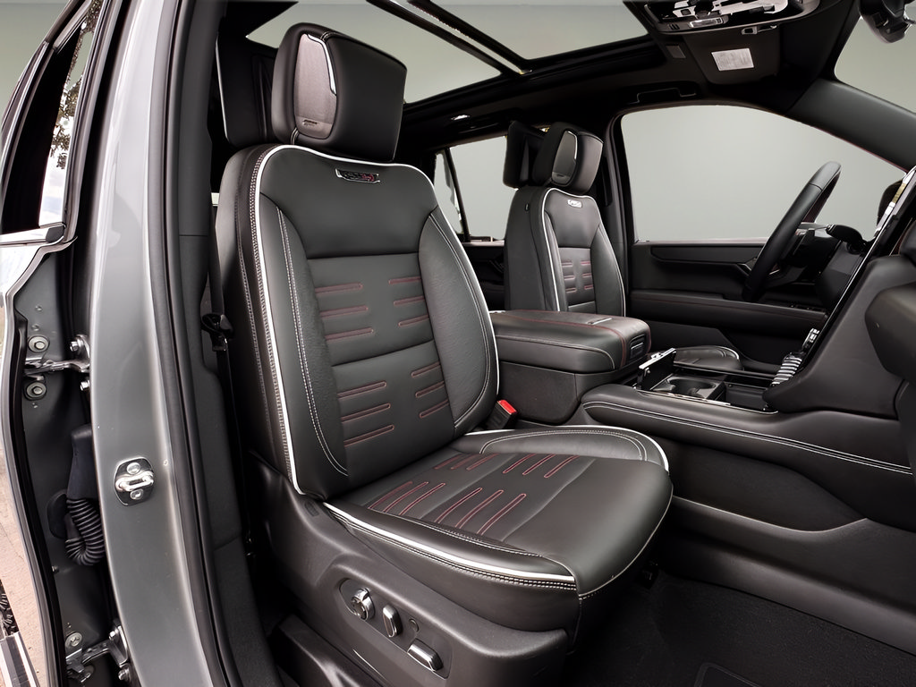 Used 2026 GMC Yukon AT4 Ultimate AWD/4WD image 23