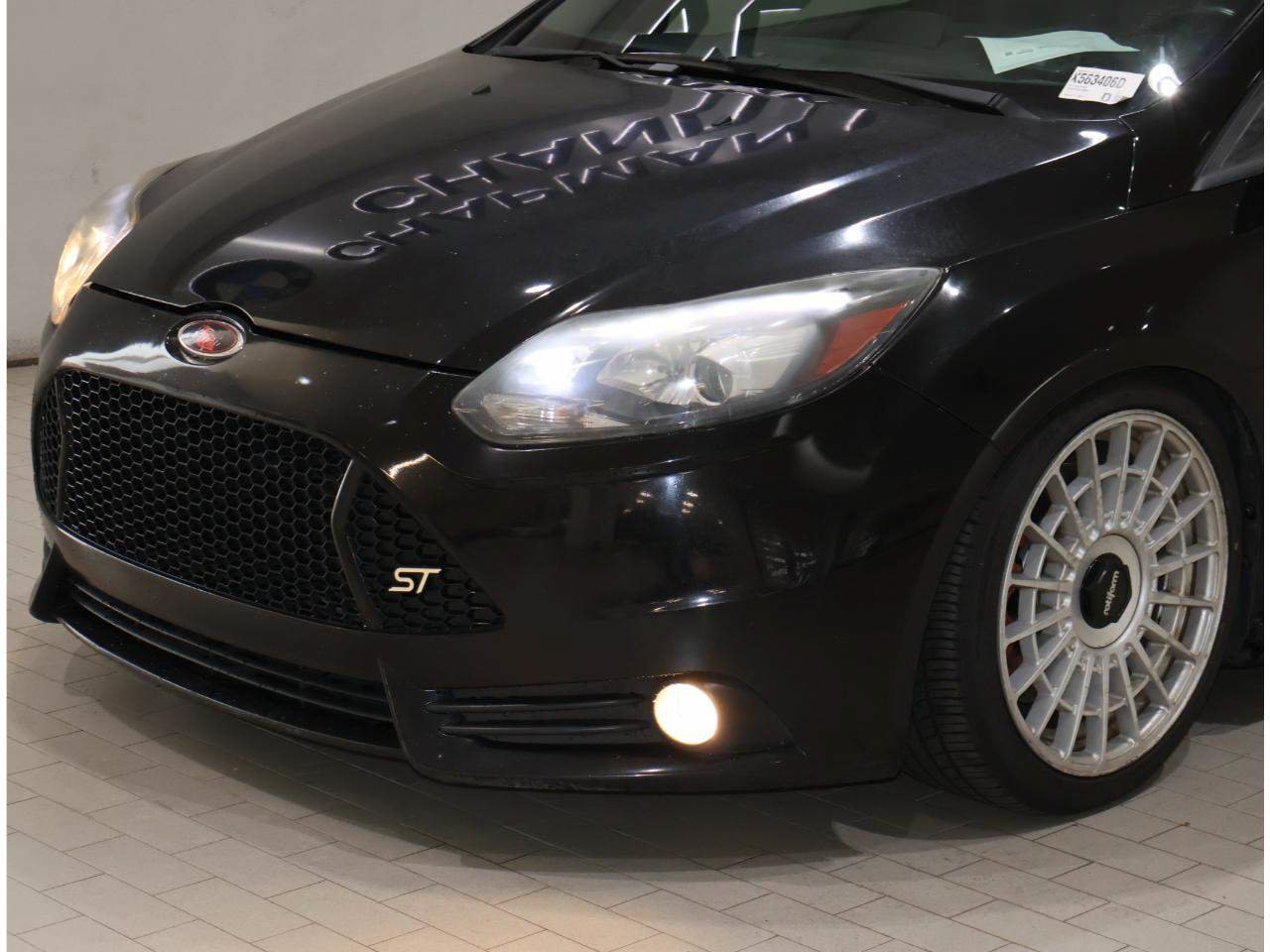 Used 2014 Ford Focus ST w/ Equipment Group 201A FWD image 2