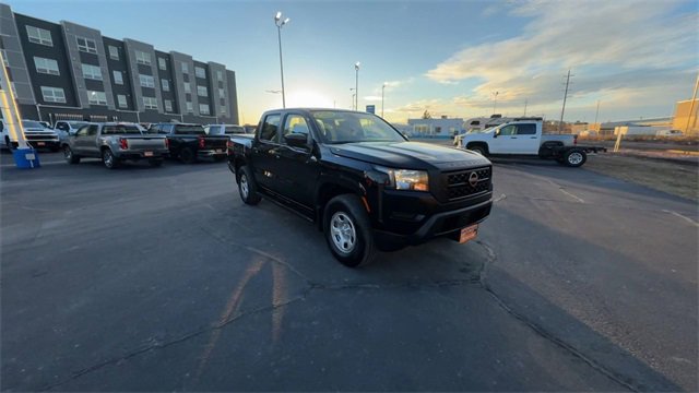 Used 2022 Nissan Frontier S w/ Technology Package image 2