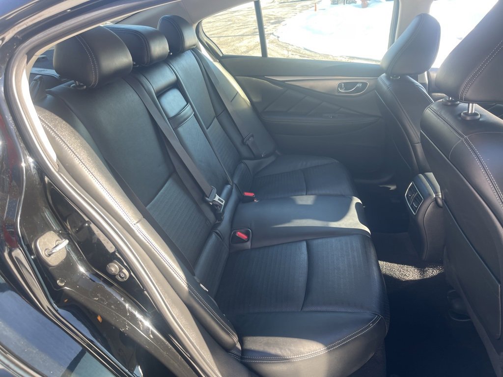 Used 2019 INFINITI Q50 Signature Edition w/ Cargo Package (L96) image 22