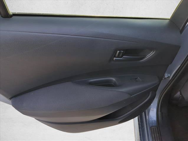 Used 2023 Toyota Corolla LE w/ LE Convenience Package FWD image 8