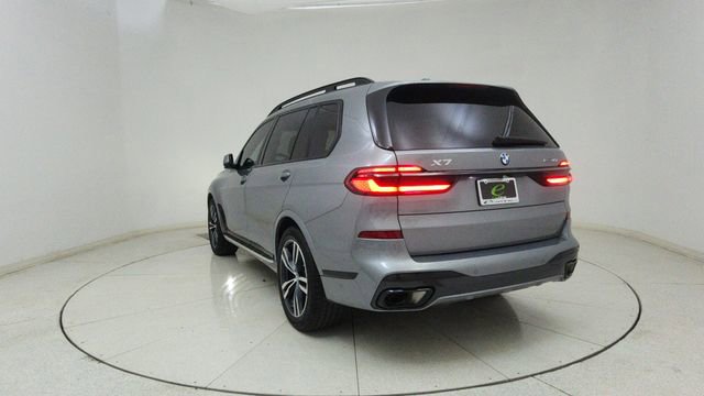 Used 2026 BMW X7 xDrive40i image 28