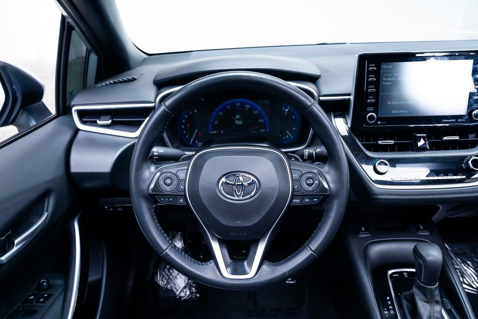 Used 2022 Toyota Corolla XSE w/ Carpet Mat Package (TMS) FWD image 11
