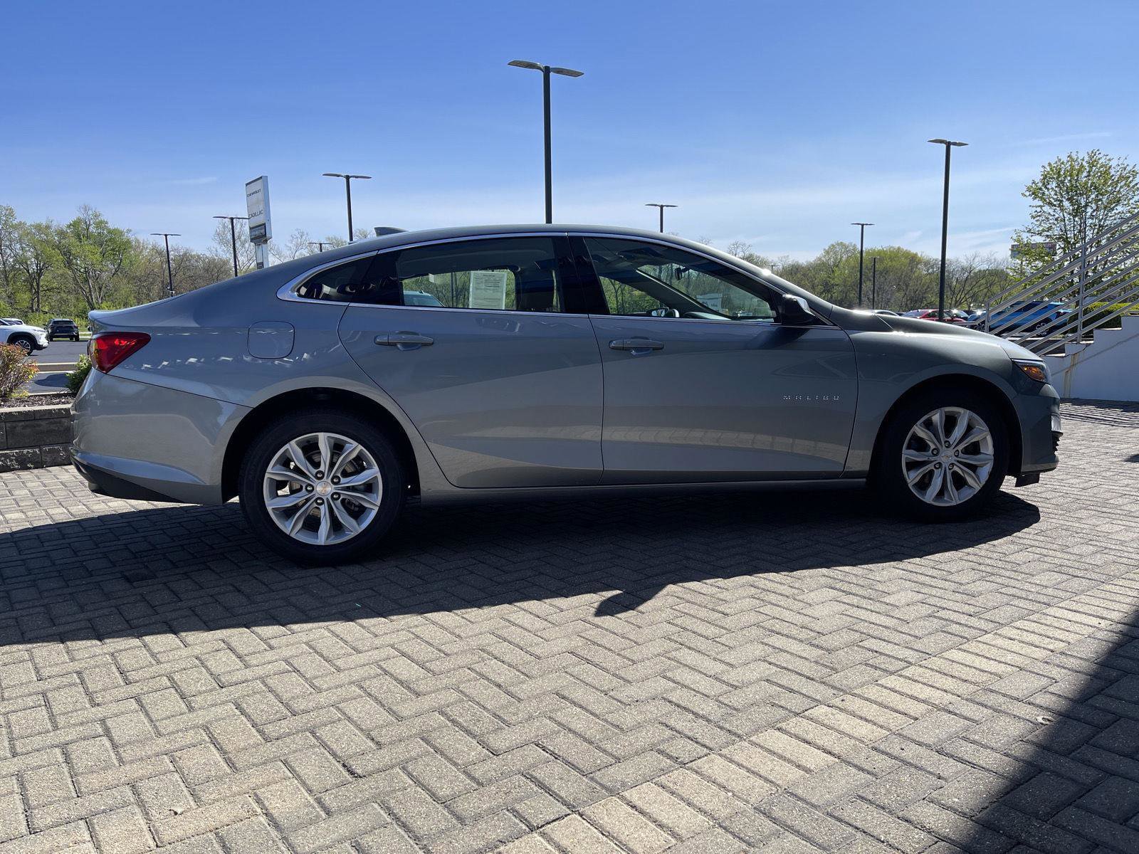Used 2024 Chevrolet Malibu LT FWD image 6