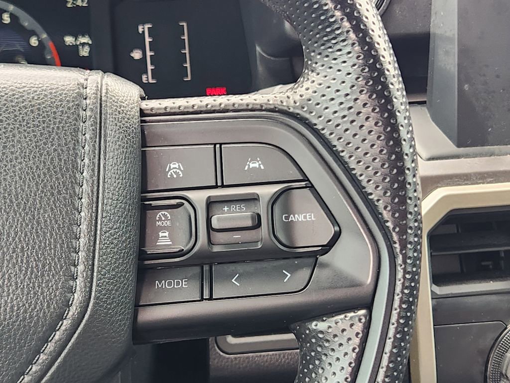 Used 2025 Toyota Tacoma SR5 AWD/4WD image 27