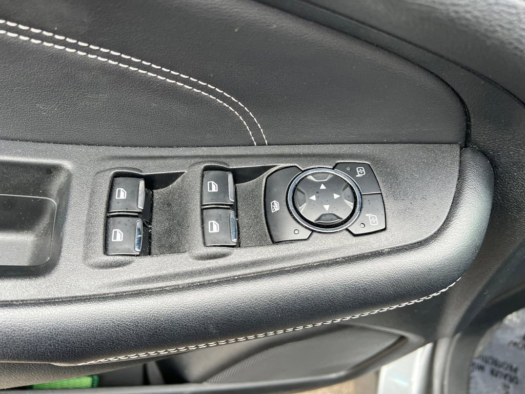 Used 2024 Ford Edge Titanium image 13