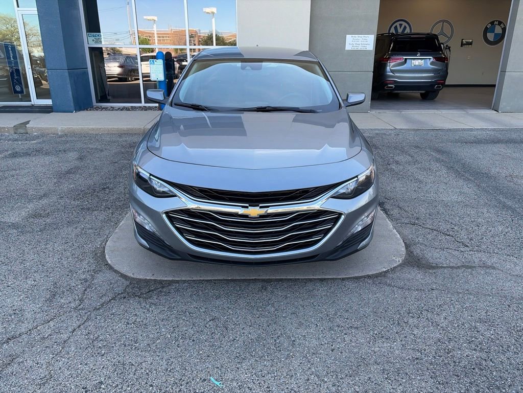 Used 2024 Chevrolet Malibu LT FWD image 3