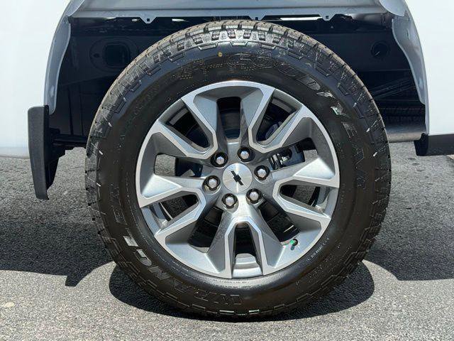 New 2026 Chevrolet Silverado 1500 RST image 2