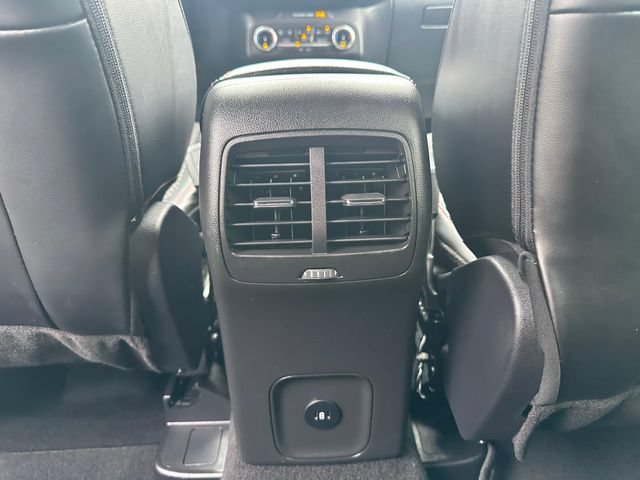 Used 2025 Ford Escape ST-Line AWD/4WD image 23