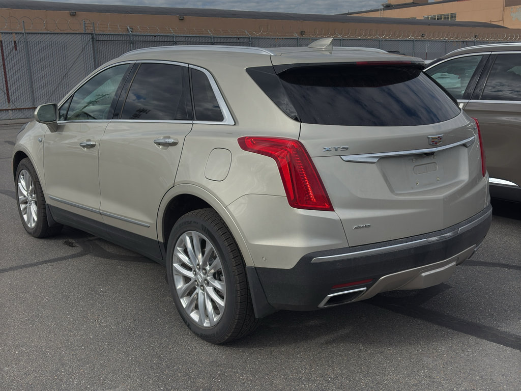 Used 2017 Cadillac XT5 Platinum w/ Driver Assist Package AWD/4WD image 5