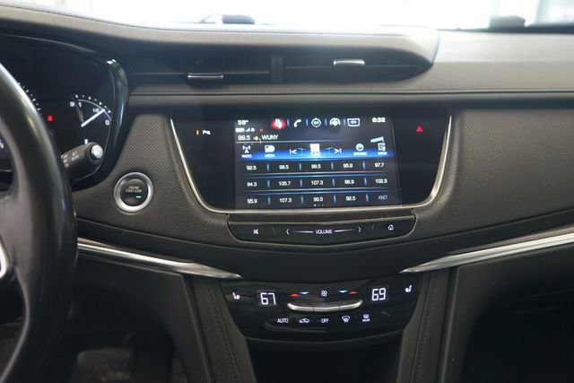 Used 2019 Cadillac XT5 Luxury w/ Trailering Package AWD/4WD image 24