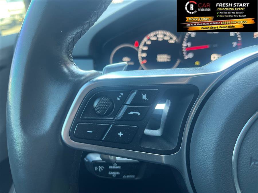 Used 2019 Porsche Cayenne image 28