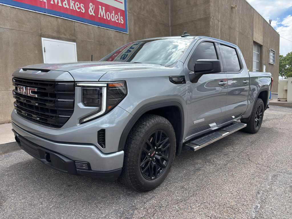Used 2024 GMC Sierra 1500 Elevation w/ X31 Off-Road Package AWD/4WD image 9
