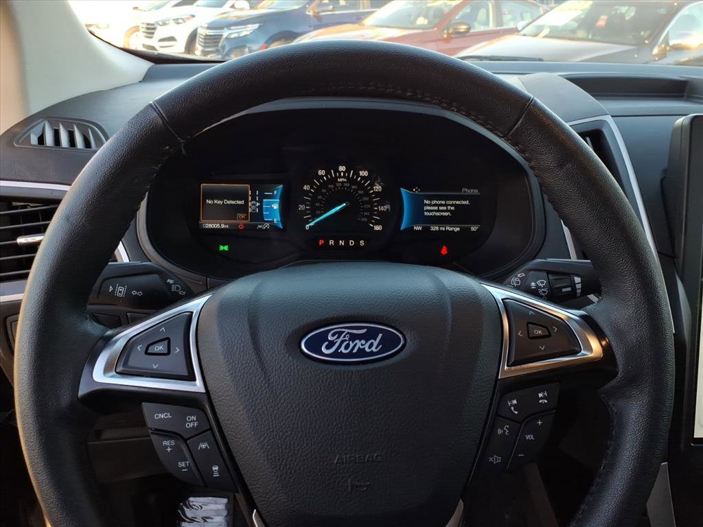 Used 2024 Ford Edge SEL image 19