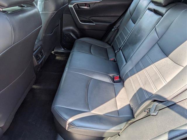 Used 2021 Toyota RAV4 XLE Premium AWD/4WD image 17