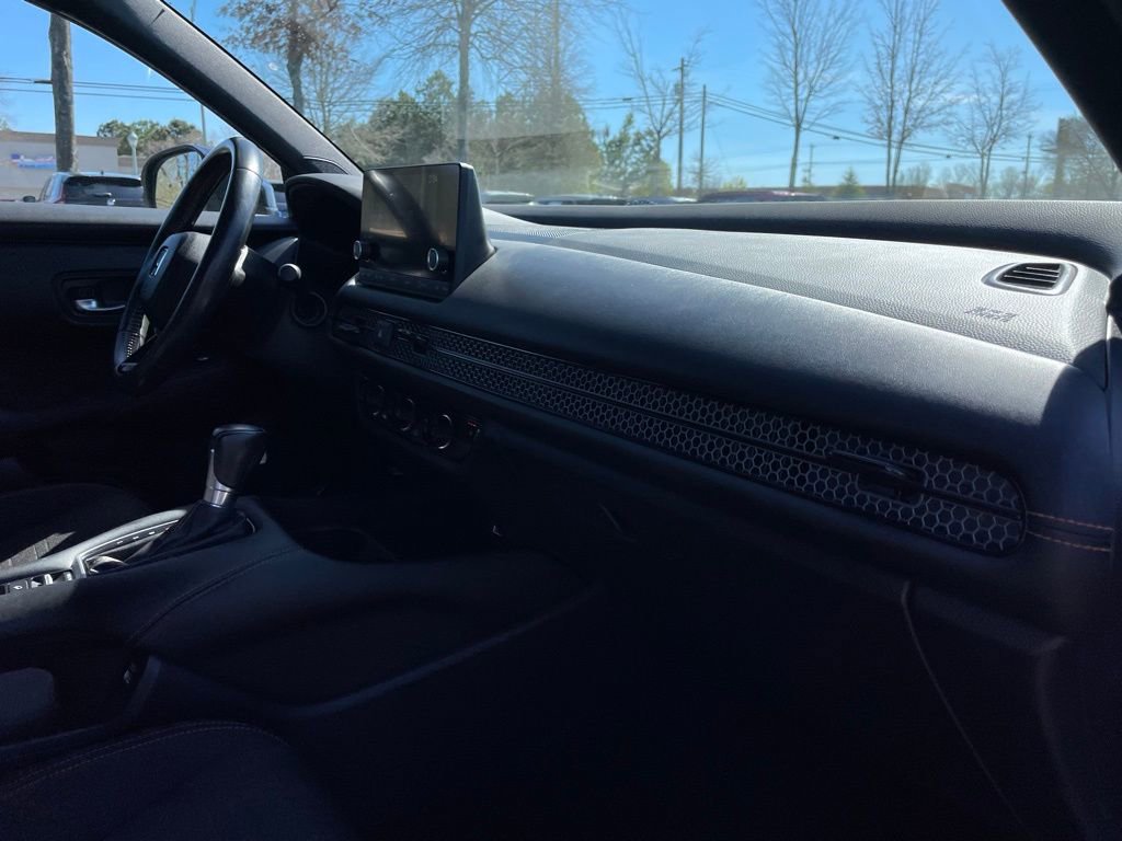 Used 2023 Honda HR-V Sport image 32