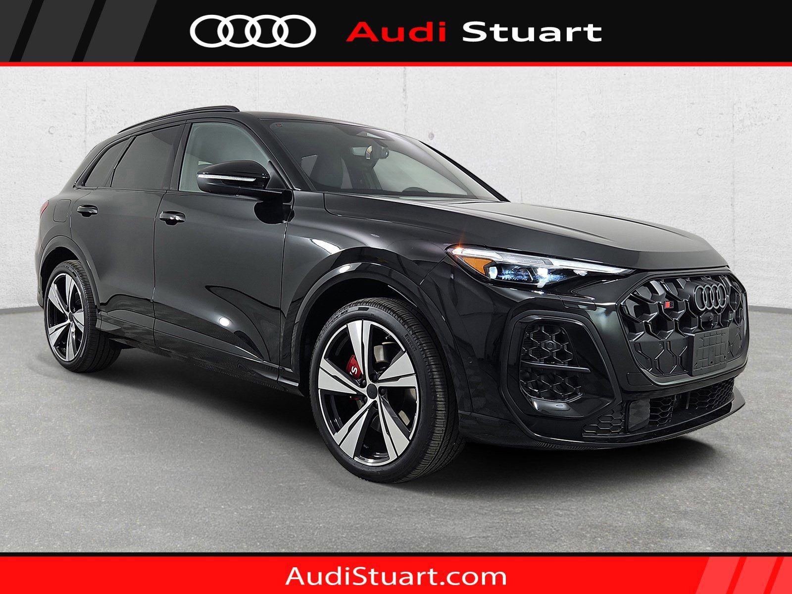 New 2026 Audi SQ5 Premium Plus image 1