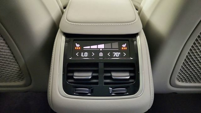 New 2026 Volvo XC90 T8 Ultra w/ Protection Package Premier AWD/4WD image 33