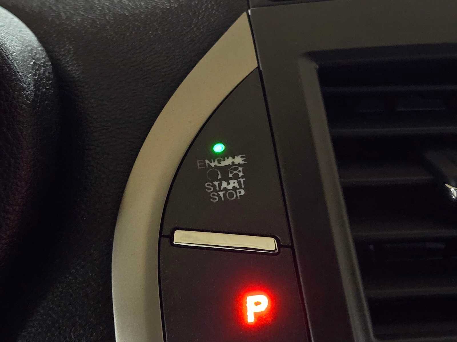 Used 2015 Lincoln MKC AWD w/ Equipment Group 102A Reserve image 29