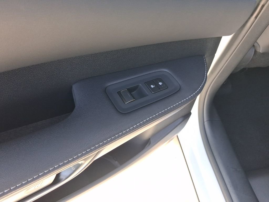 Used 2025 Lexus RX 350 FWD w/ Technology Package image 11