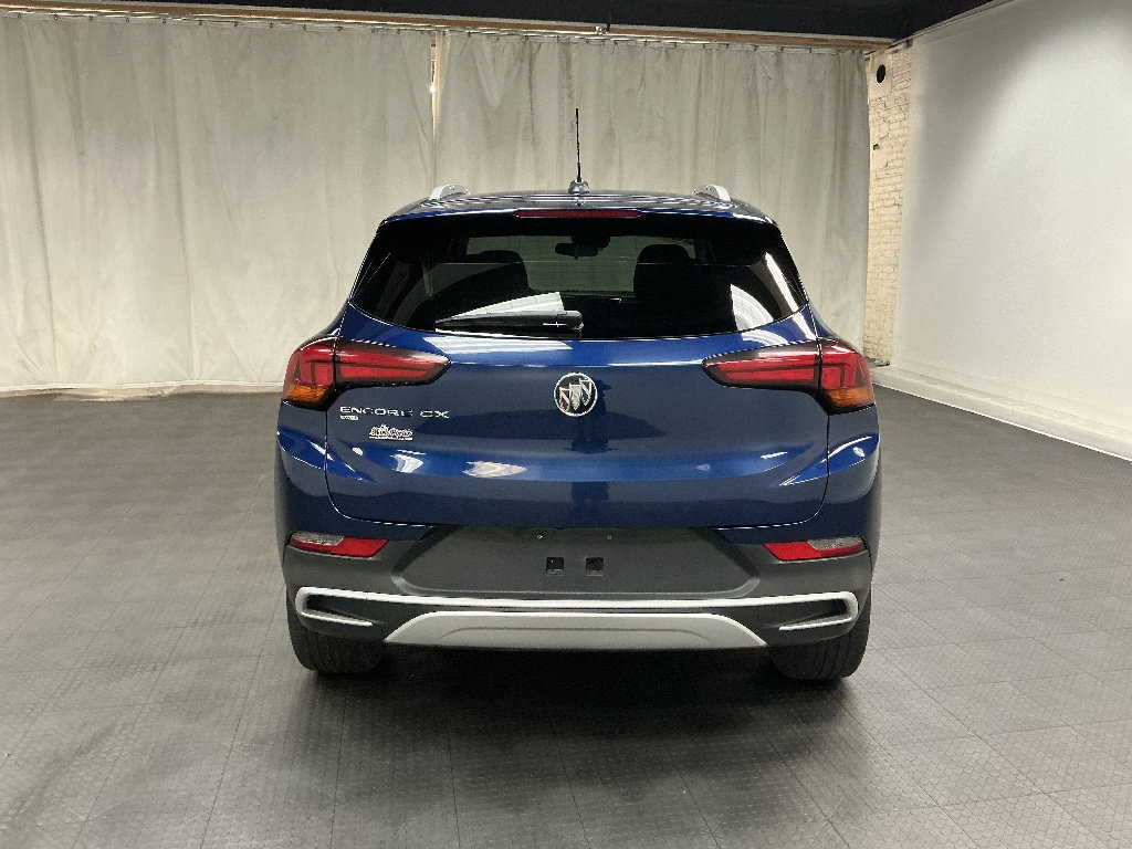 Used 2022 Buick Encore GX Select AWD/4WD image 5