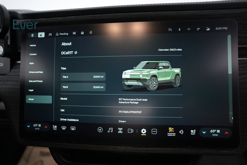 Used 2023 Rivian R1T Adventure Dual AWD/4WD image 7