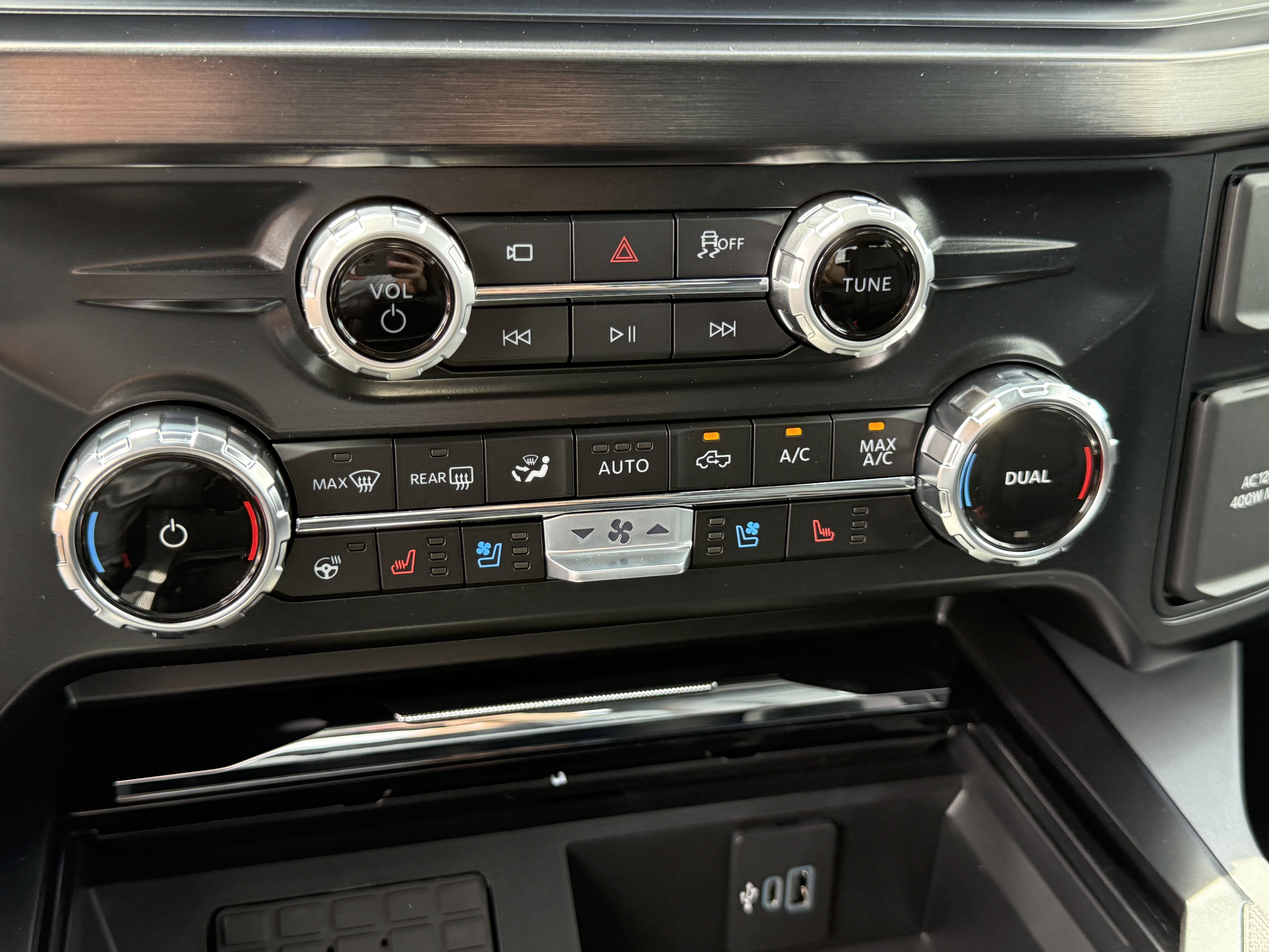 New 2026 Ford F250 Lariat image 24
