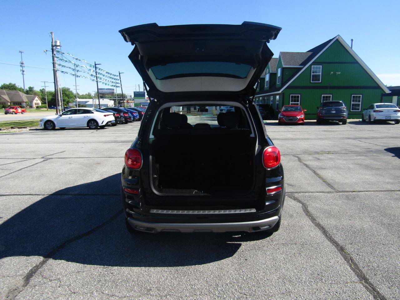 Used 2019 FIAT 500L Trekking FWD image 7