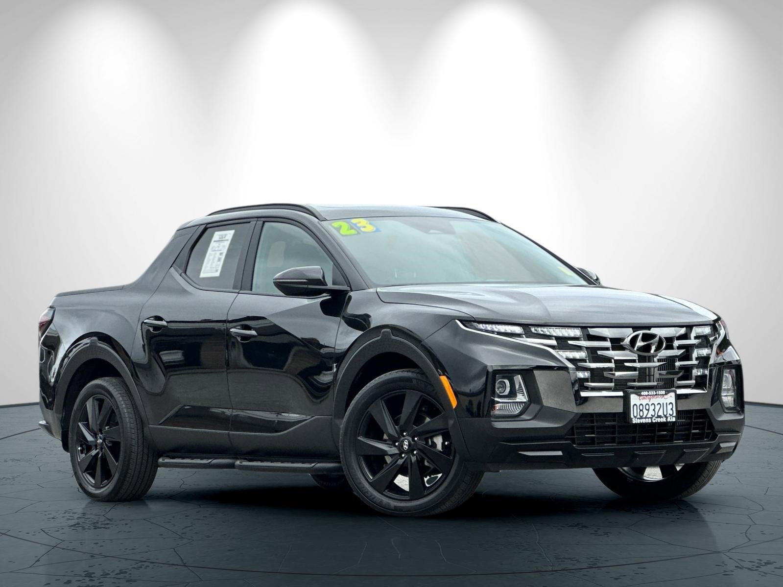 Used 2023 Hyundai Santa Cruz Night image 2