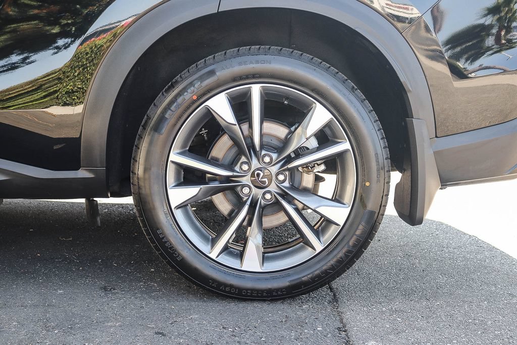 Certified 2023 INFINITI QX60 Luxe w/ Cargo Package FWD image 11