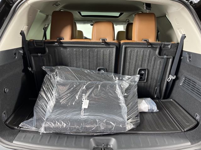 New 2026 Nissan Pathfinder Platinum image 50