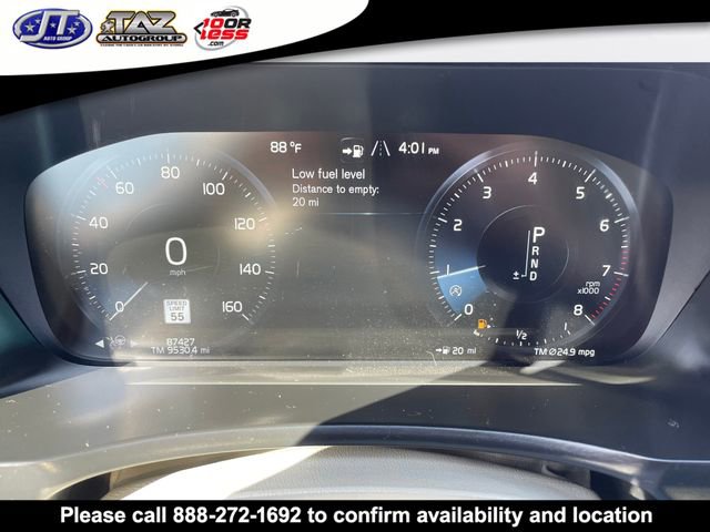 Used 2017 Volvo XC90 T6 Momentum w/ Vision Package image 21