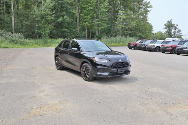 Used 2024 Honda HR-V Sport image 9