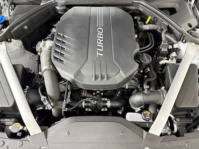 Used 2023 Genesis G70 3.3T w/ Sport Prestige Package image 32