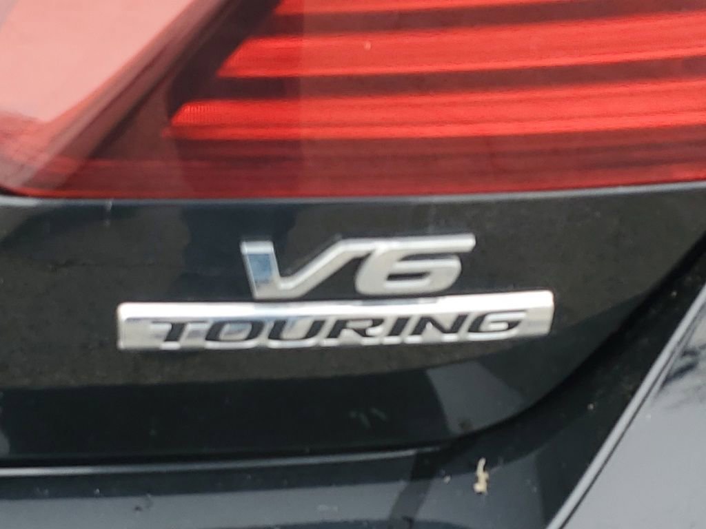 Used 2016 Honda Accord Touring image 5