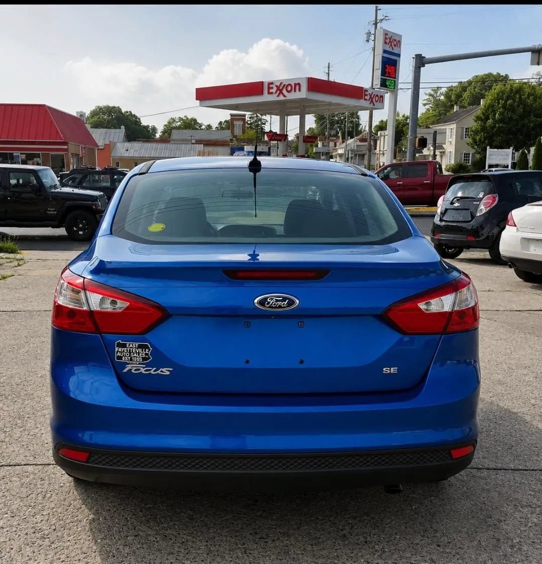 Used 2013 Ford Focus SE FWD image 4