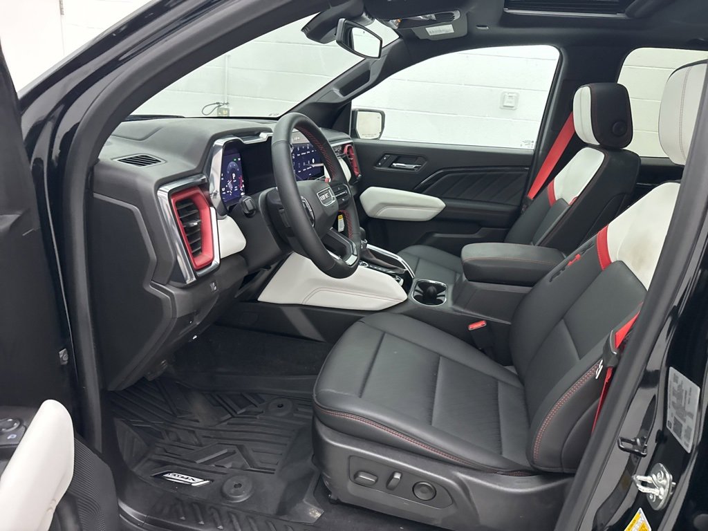 New 2025 GMC Canyon AT4 w/ AT4X Package image 17