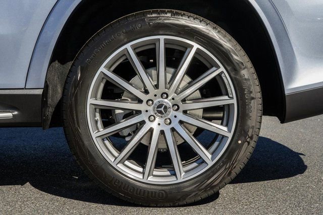 New 2026 Mercedes-Benz GLS 450 4MATIC image 19