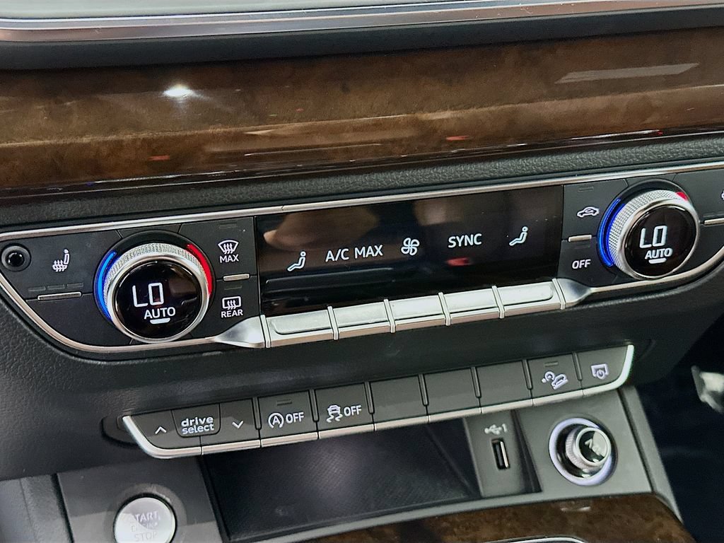 Used 2019 Audi Q5 2.0T Premium w/ Convenience Package AWD/4WD image 17