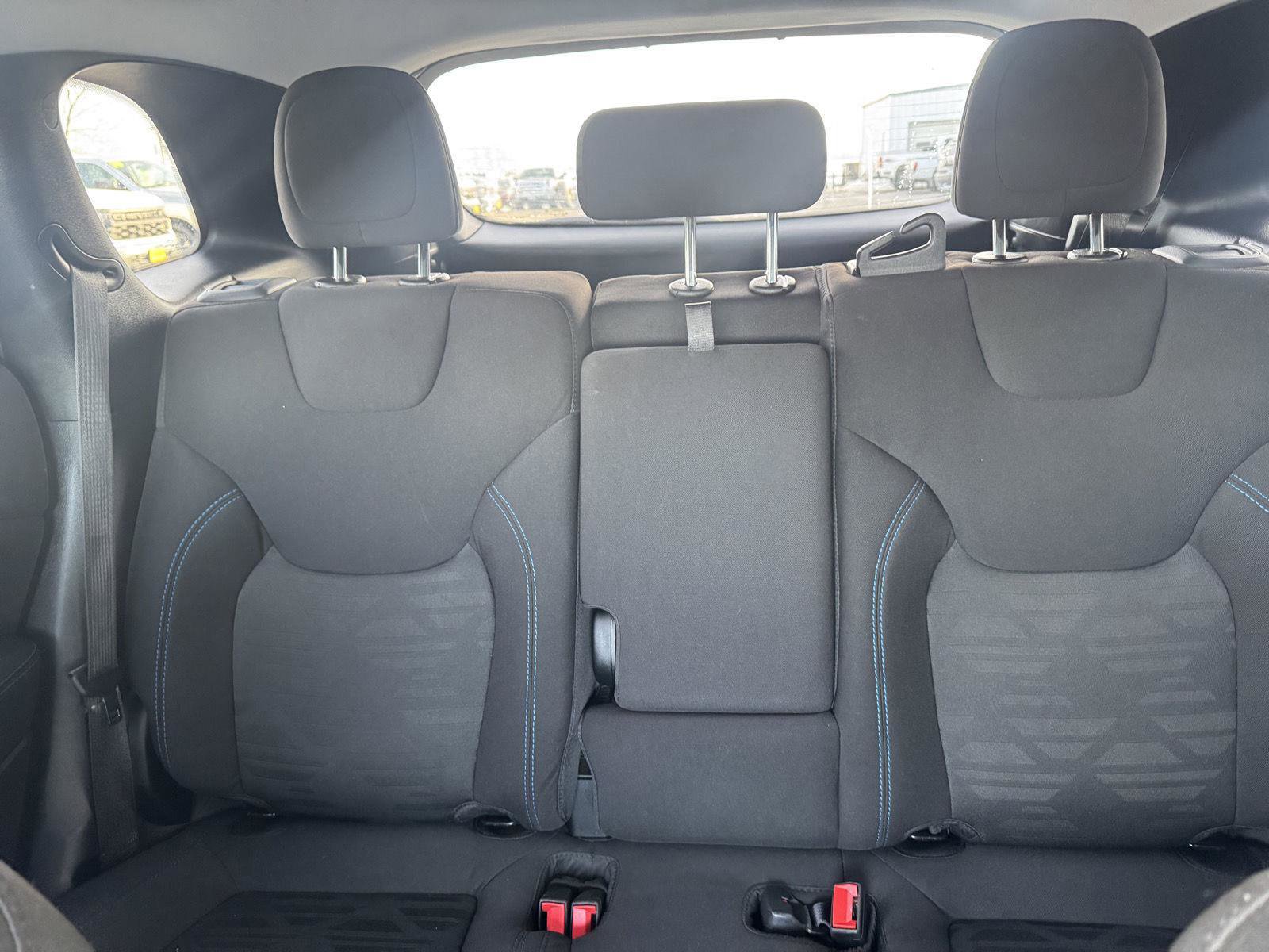 Used 2020 Jeep Cherokee Latitude image 23