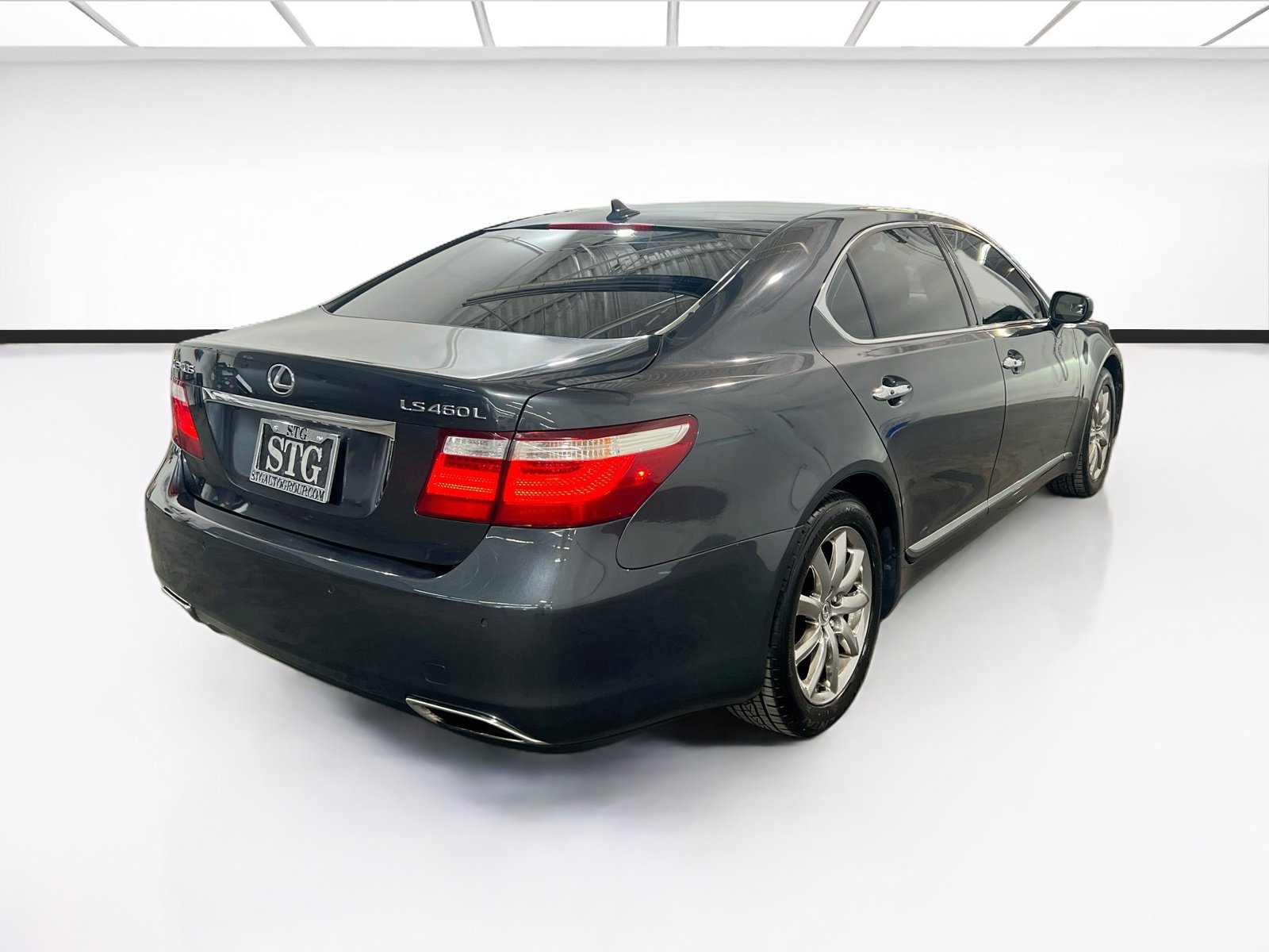 Used 2009 Lexus LS 460 L w/ Preferred Accessory Pkg RWD image 4