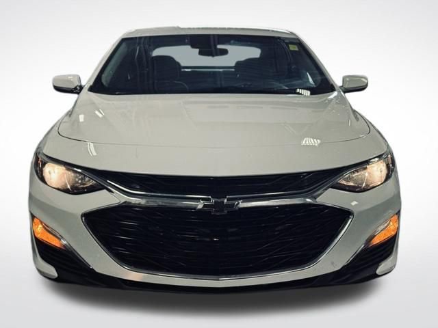 Used 2024 Chevrolet Malibu RS w/ LPO, Floor Liner Package FWD image 2