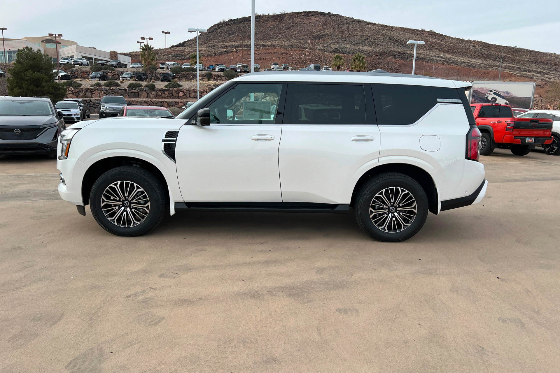 New 2026 Nissan Armada Platinum image 2