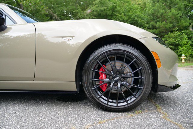 Used 2024 MAZDA MX-5 Miata RF Club w/ Weather Package RWD image 39
