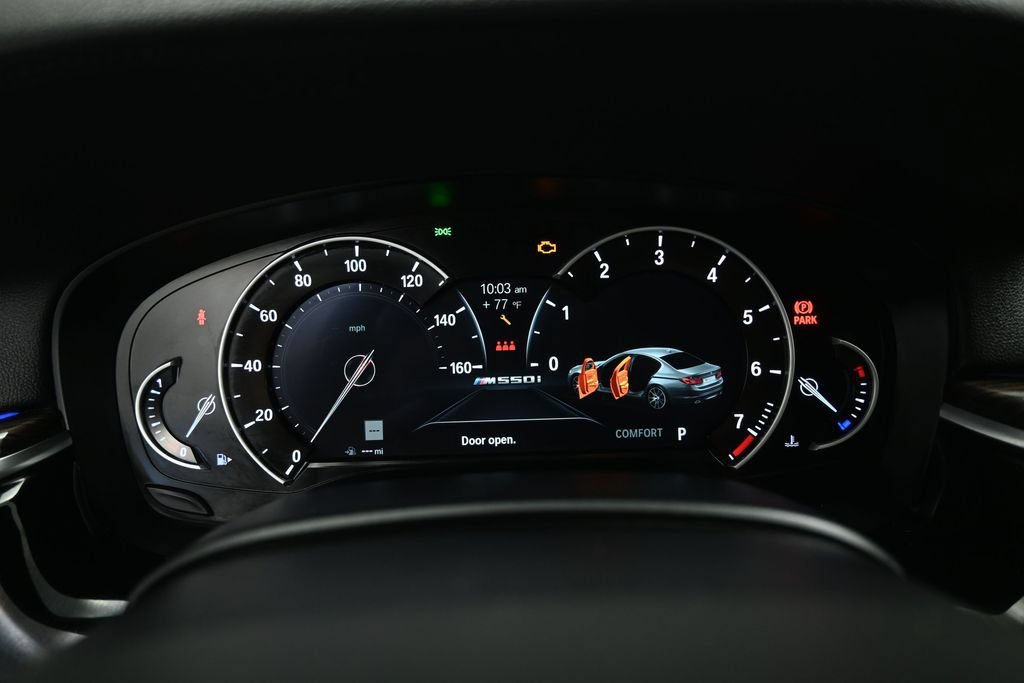 Used 2018 BMW M550i xDrive AWD/4WD image 11