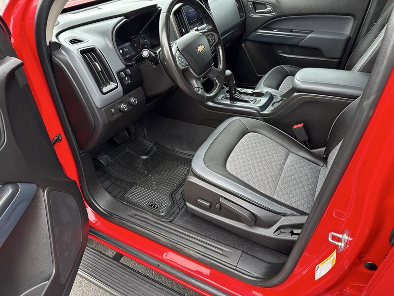 Used 2019 Chevrolet Colorado Z71 image 18