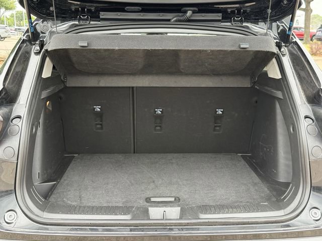 Certified 2025 Chevrolet Trax LT FWD image 34