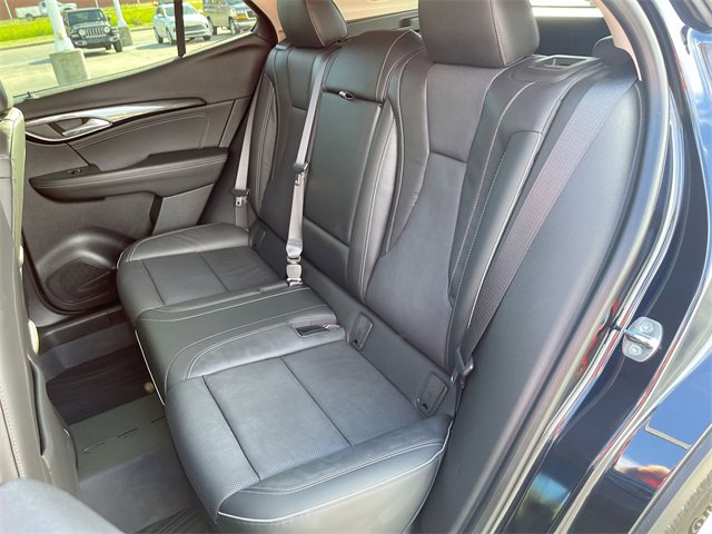 Used 2021 Buick Envision Essence image 23